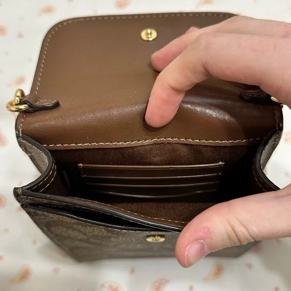 Coach Rachel Phone Crossbody in Signature Canvas Khaki|NEW W/O TAGS|Never Worn - Picture 4 of 10